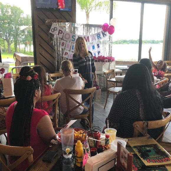 I went to POSH N SIP Orlando - Picture 2 of 7